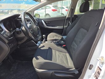 Kia Cee´d, i NA SPLÁTKY BEZ REGISTRU VŠEM 218 000KM - 10