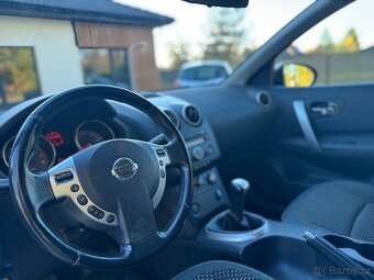 Nissan Qashqai 1.6 Benzín 5Q manuál - 10