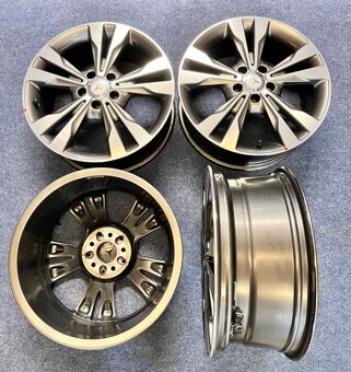 5x112 R18 originál Mercedes W447 VITO - 2020 - 10