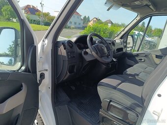 Renault Master L2H2 2.3 dCi 96 kW - 10