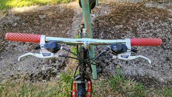 Horské kolo 26" - Shimano - pěkný stav,černé - 10