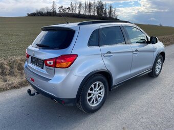 Mitsubishi ASX - 10