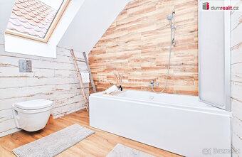 prodej RD 6+2 210m2, pozemek 1322m2, Hostín, okres Mělník - 10