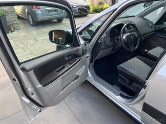 SUZUKI SX4 1.6i 88KW 4x4 75000KM TAŽNÉ VYHŘ.SEDA.LETNÍ+ZIMNÍ - 10
