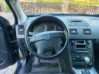 Volvo XC90 D5 r.v.2006 7 míst - 10