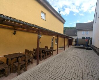 Prodej rodinného vícegeneračního domu, 4+1 a 2+kk Ohníč - 10