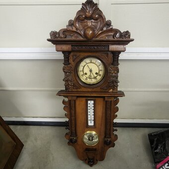 Staré nástěnné hodiny - 10