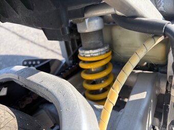 Honda Cbr 900 Rr sc33 - 10