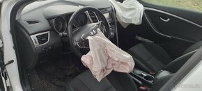 Hyundai i30 1.6 81kw - 10