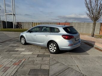 Opel Astra combi - 1.6CDTi 81kW - 1.majitel - 182.661Km - 10