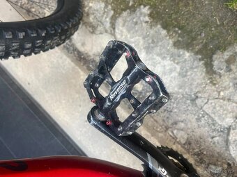 Canyon Spectral AL 140 - 10