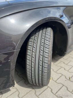 Audi a4 b8 2010 - 10