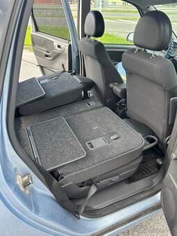 Opel Meriva 1.6i 16V benzín 77kW rok 2008 - 10