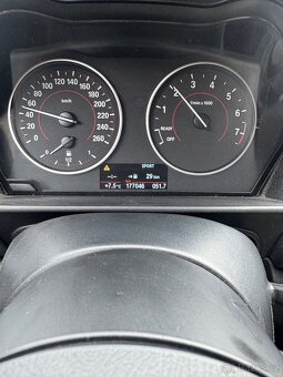 BMW 118i - 10