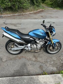 Pronájem motorky Honda Hornet 600 - 10