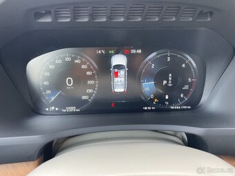 Volvo XC90 B5 AWD Momentum, ČR, DPH, Dvě sady pneu - 10