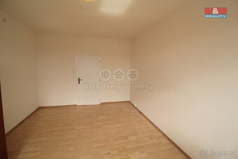 Pronájem bytu 3+1, 70 m², Ostrov, ul. Májová - 10