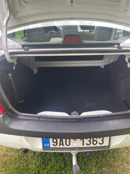 Dacia Logan 1,4 MPI - 10