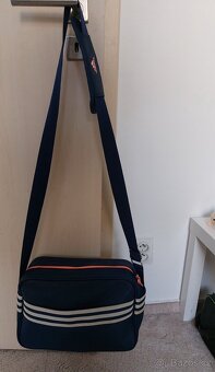 pěkná, praktcká, prostorná unisex taška Adidas - 10