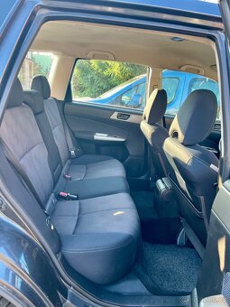 Subaru Forester 2.0 BENZÍN, 168 000 km, 2008, nová STK - 10