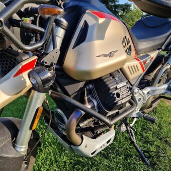 Moto guzzi v85tt travel - 10