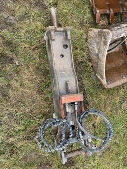 Pásové rypadlo Doosan DX85R - 10