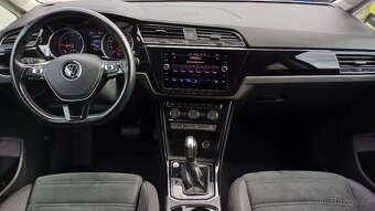 VW Touran 2.0TDI 110kW DSG Highline 1.maj-NEHAV-ČR-DPH - 10