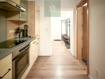 Apartmán 2+kk s terasou a parkovacím místem – komfortní ubyt - 10