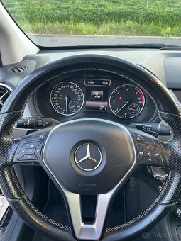 Mercedes-Benz B 180 CDI - 10