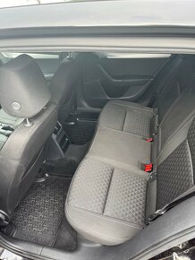 Škoda Octavia 1.6 tdi 85kw -výbava Style- - 10