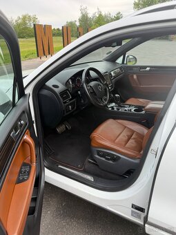 Volkswagen Touareg 4.2 tdi - 10