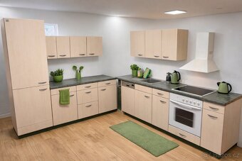 Kuchyňská linka vč spotřebičů - 10