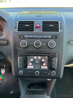 Volkswagen Touran 1,2tsi 7mist - 10