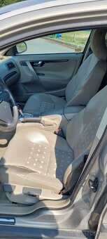 Volvo S60 2.4 103kW - 10