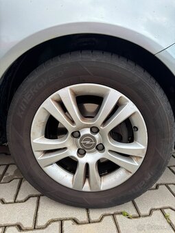 Opel Corsa, 1.4, 74kw, servisní kniha - 10
