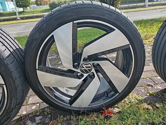 Originál ALU kola VW Golf R18 + letní pneu - 10