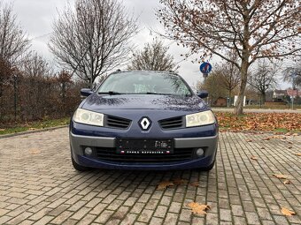 Renault Megane Authentiq 1.6 - 10
