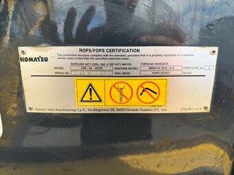 TRAKTORBAGR KOMATSU WB 93R 4x4 - 10