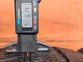 Zimní Barum 195/60/16C - 10