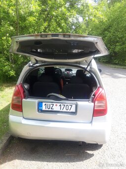 Prodám (vyměním) citroen c2 - 10