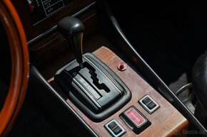 Mercedes-Benz R107 450 SL US - 10
