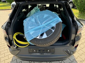 VW ID.4 GTX 220kw 4x4/panorama/360°kamery/matrix/head-up - 10