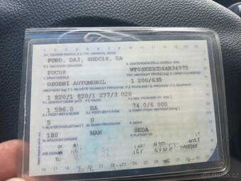Ford Focus r.v 2011 - 10