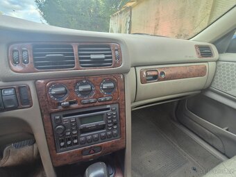Volvo V70 2.4T 142 kW dovezeno ze Švýcarska (na přihlášení) - 10