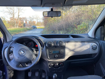 Dacia Dokker: rampa pro převoz vozíčkáře - 10