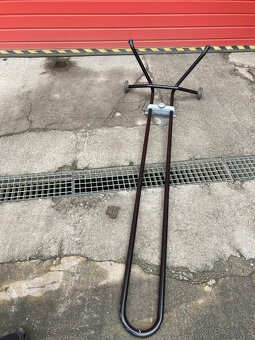 Stojan reklamní, prodejní, pojízdný 500 kč - 10