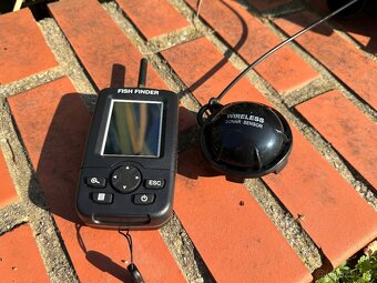 Nová zavážecí loď s GPS a SONAR, FAKTURA, Český návod - 10