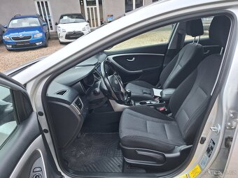 Hyundai I30 1.6 CRDi 81KW Nové v ČR, S.Kniha, DPH, Trikolor - 10