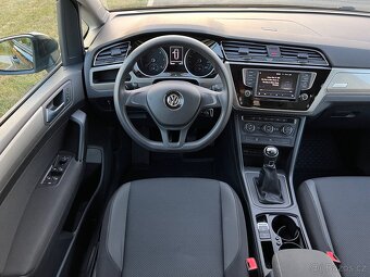 Volkswagen Touran 1.6 TDI, 85 kW, 2016 – 7 míst - 10
