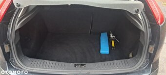 FORD Trend Plus Focus 1.6 MR`05 E4 RHD - 10
